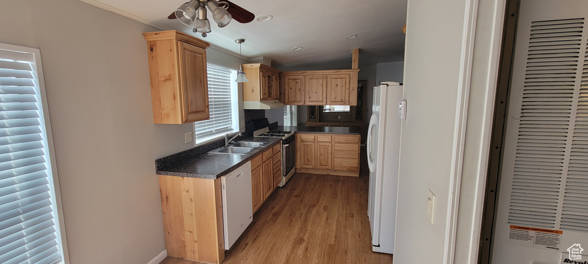 11239 S Hidden View Dr #123, Sandy, Utah image 46