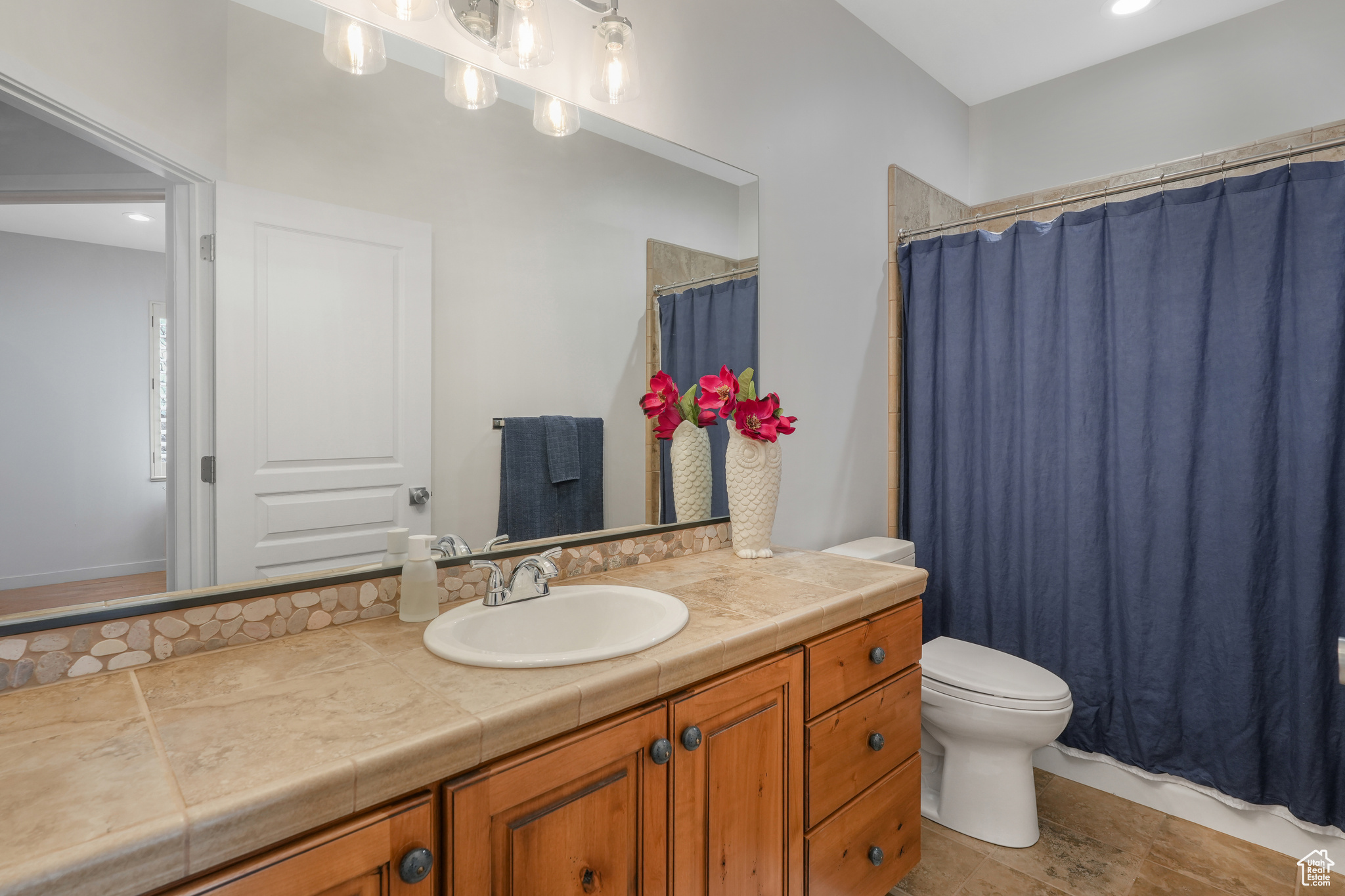 SOUTH MOUNTAIN - Residential Income