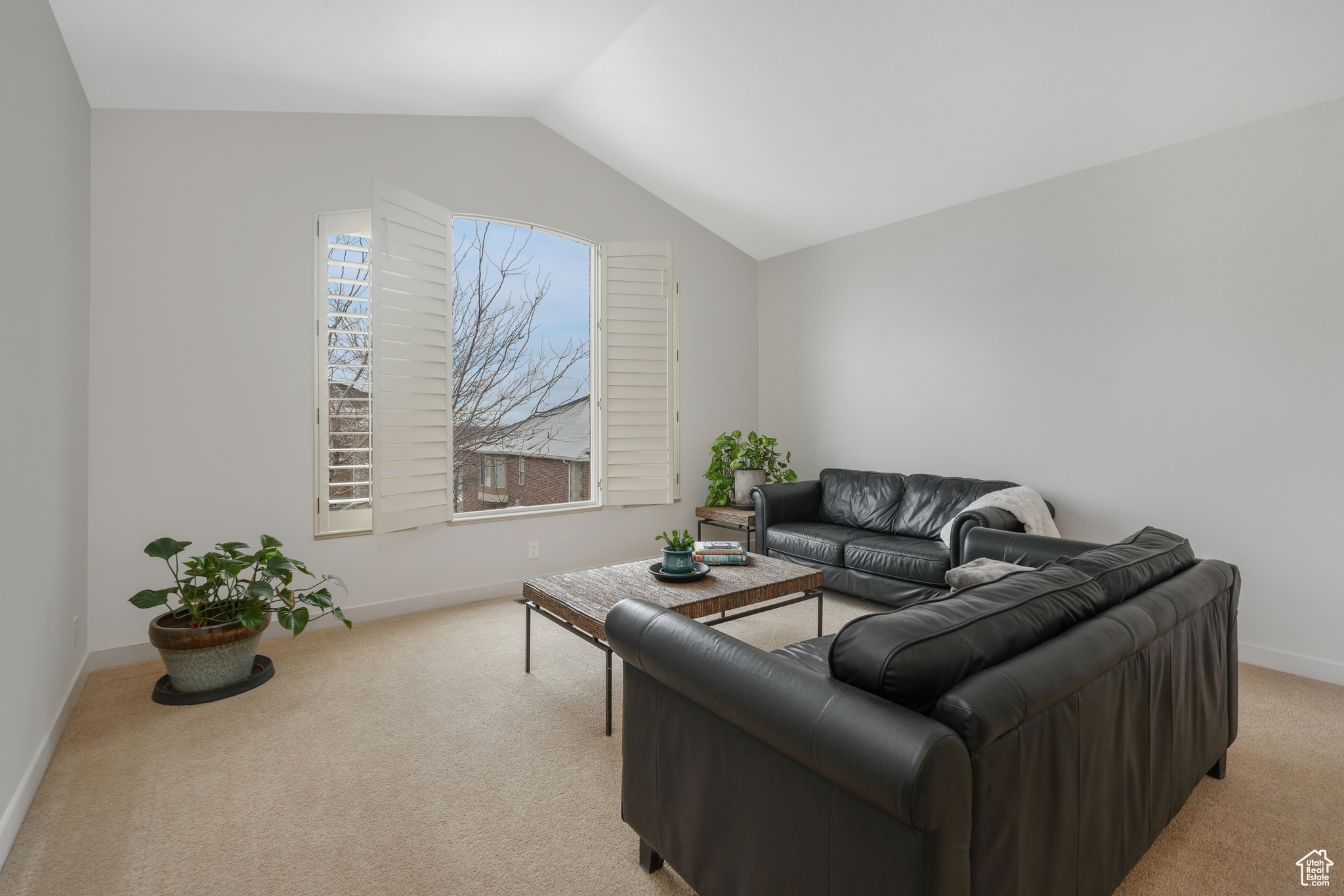 SOUTH MOUNTAIN - Residential Income