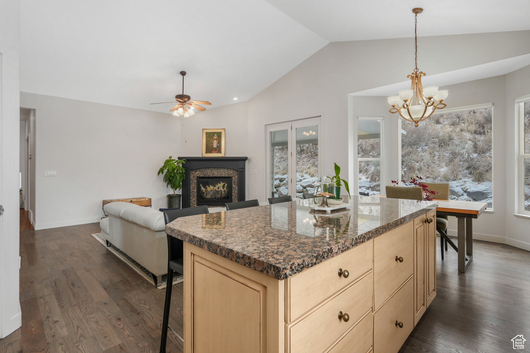 SOUTH MOUNTAIN - Residential Income