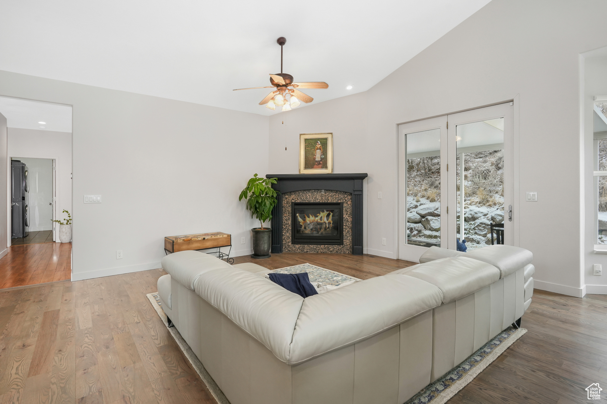 SOUTH MOUNTAIN - Residential Income