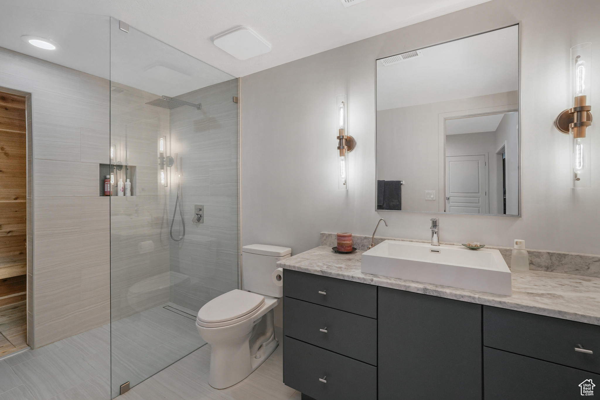 SOUTH MOUNTAIN - Residential Income