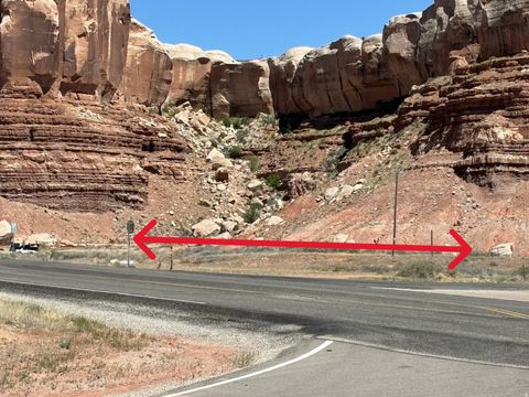 160 E MISSION RD Bluff UT 84512