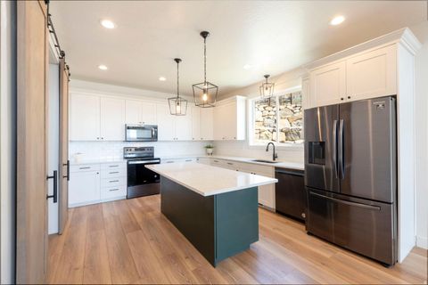 Tiny photo for 4061 E BARTON CREEK DR, Eagle Mountain, UT 84005 (MLS # 2153052)