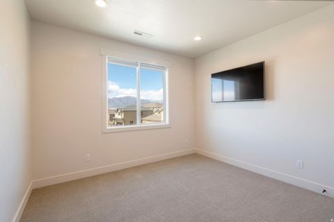 Tiny photo for 4061 E BARTON CREEK DR, Eagle Mountain, UT 84005 (MLS # 2153052)