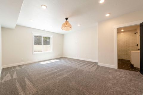 Tiny photo for 4061 E BARTON CREEK DR, Eagle Mountain, UT 84005 (MLS # 2153052)
