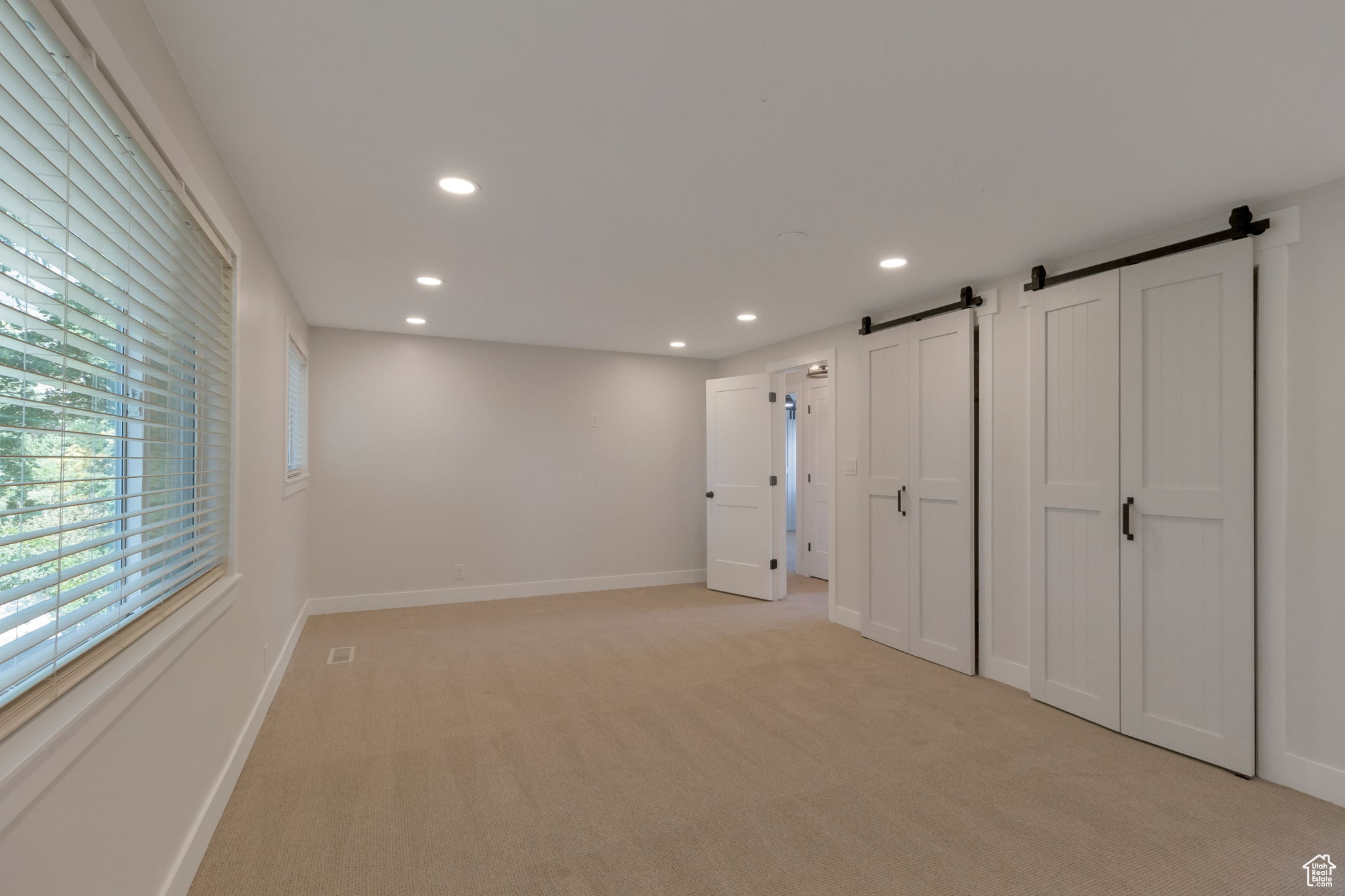 OAKRIDGE VILLAGE #7 - Residential