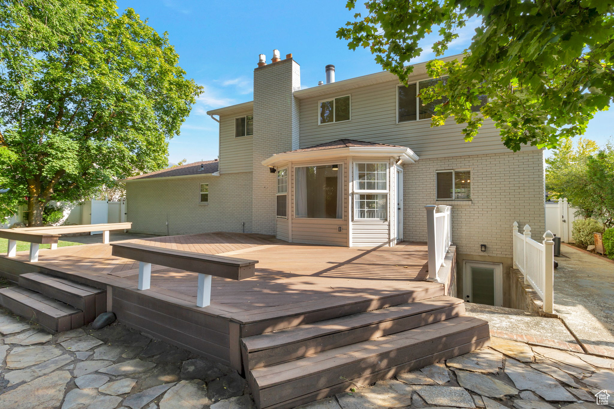 OAKRIDGE VILLAGE #7 - Residential