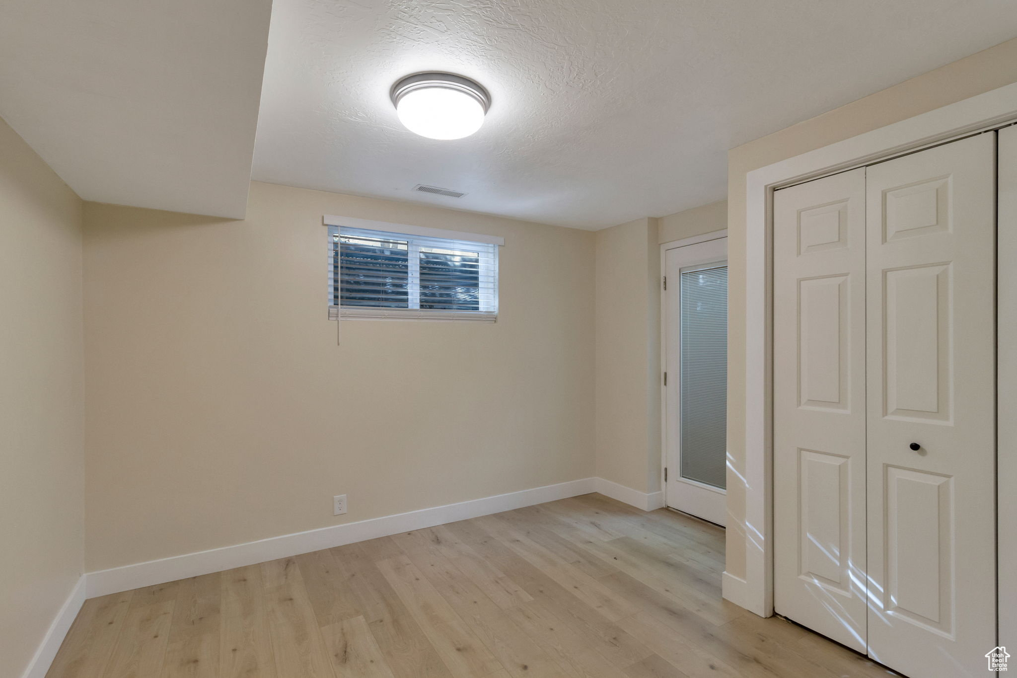 OAKRIDGE VILLAGE #7 - Residential