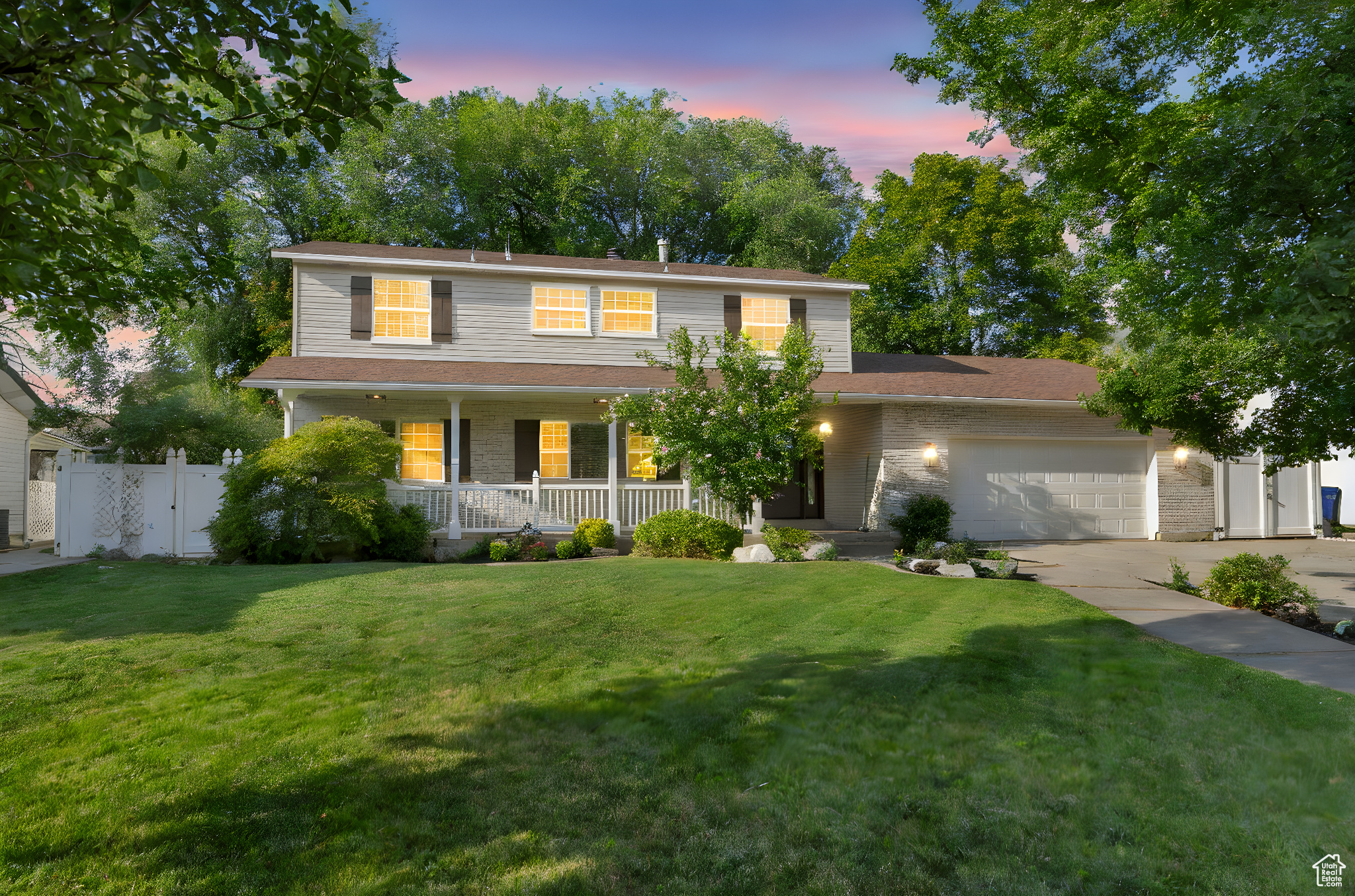 OAKRIDGE VILLAGE #7 - Residential