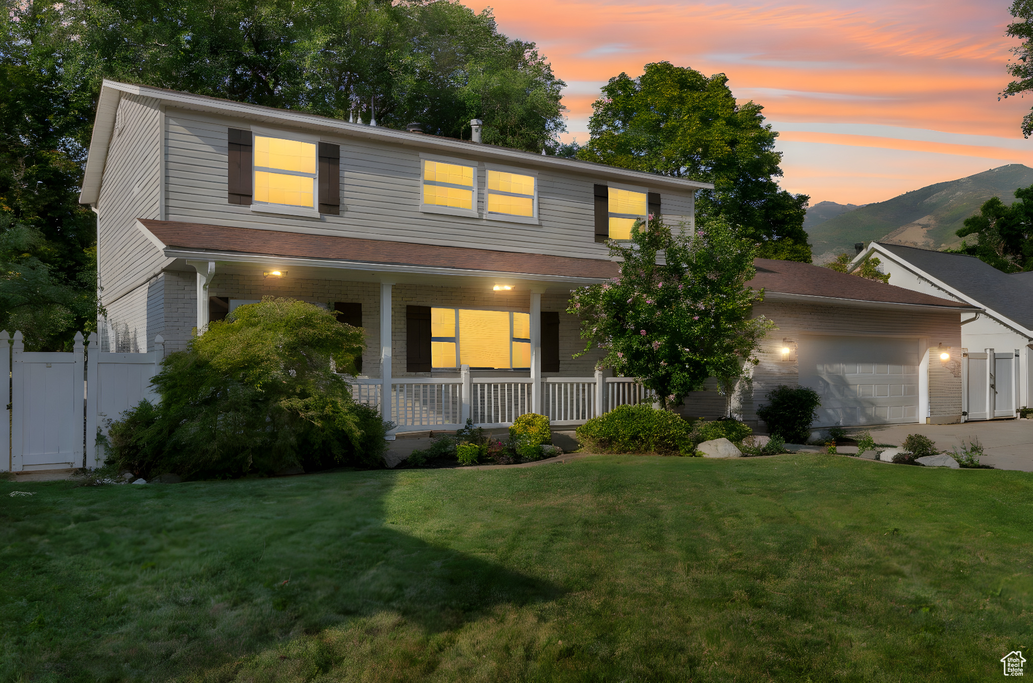 OAKRIDGE VILLAGE #7 - Residential