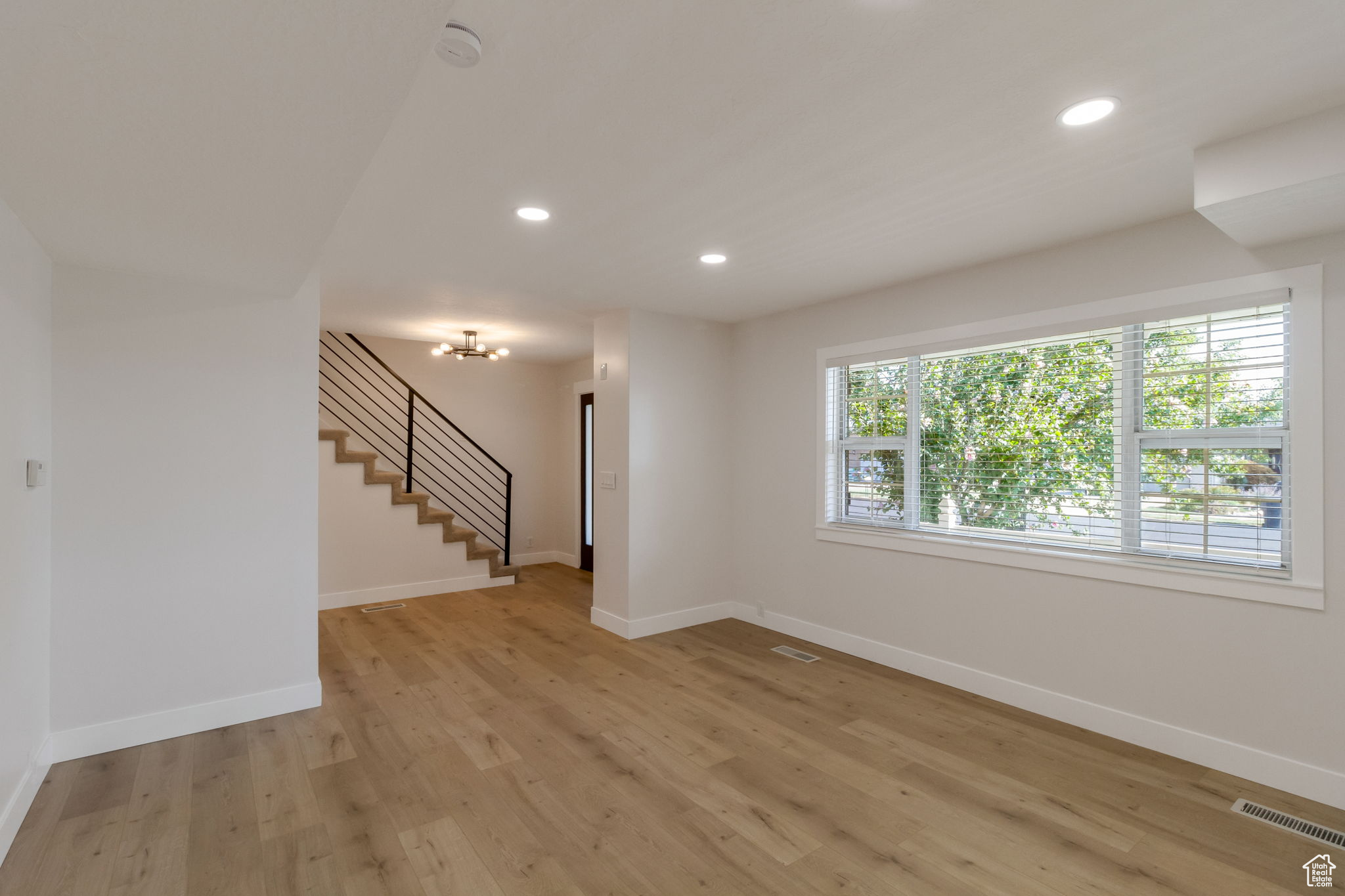 OAKRIDGE VILLAGE #7 - Residential