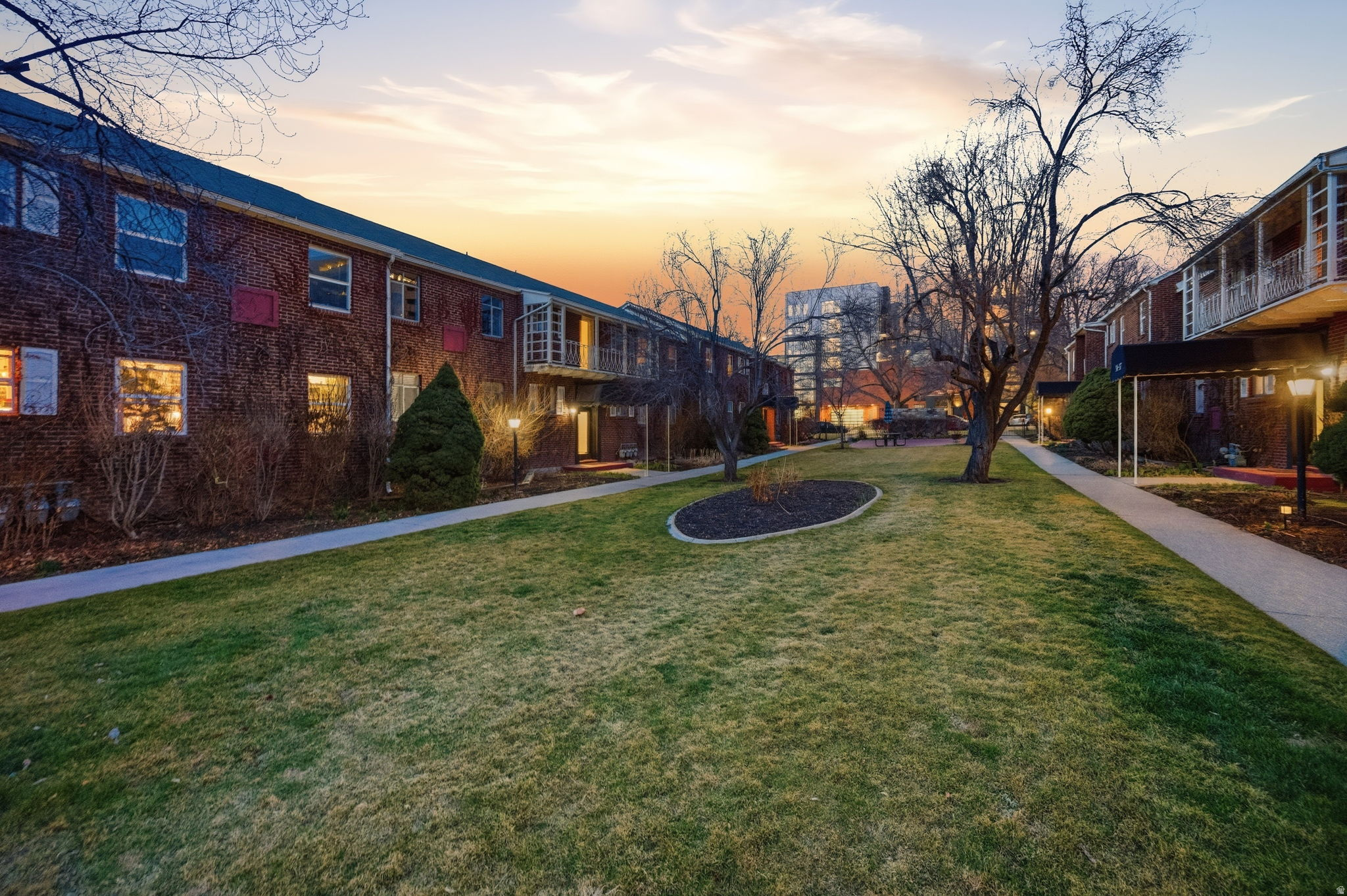 IVY TERRACE - Residential
