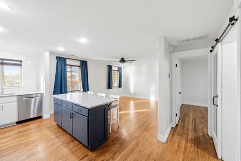 Tiny photo for 450 E 100 S #7, Salt Lake City, UT 84111 (MLS # 2139928)