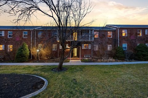 Tiny photo for 450 E 100 S #7, Salt Lake City, UT 84111 (MLS # 2139928)