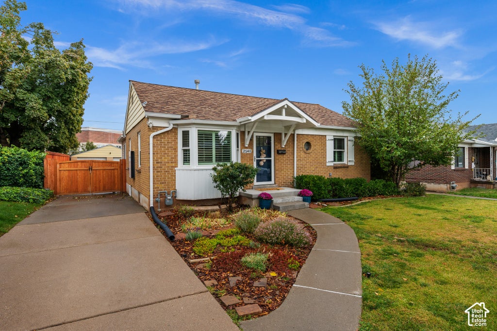 Photo of 2140 E WESTMINSTER AVE S, Salt Lake City, UT 84108 (MLS # 2188669)
