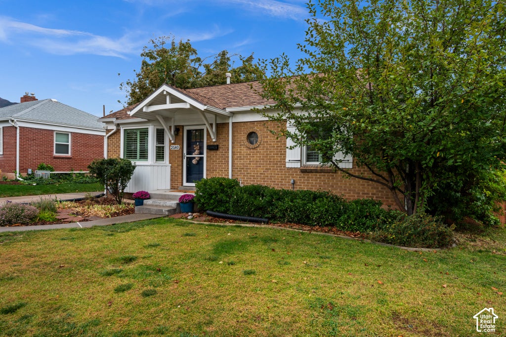 Photo of 2140 E WESTMINSTER AVE S, Salt Lake City, UT 84108 (MLS # 2188669)