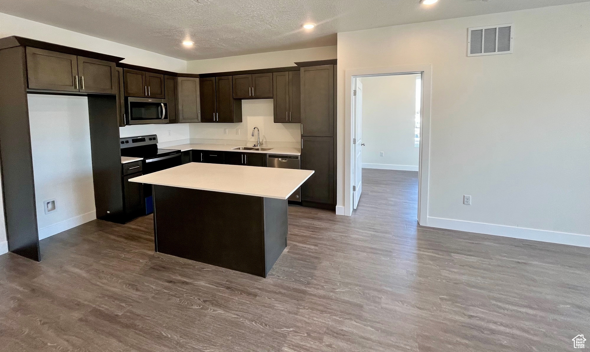 FALCON RIDGE CONDOMINIUMS - Residential