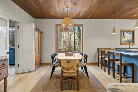 Townhouse For Sale - 1445 Crescent Rd<br/> Park City, UT 84060