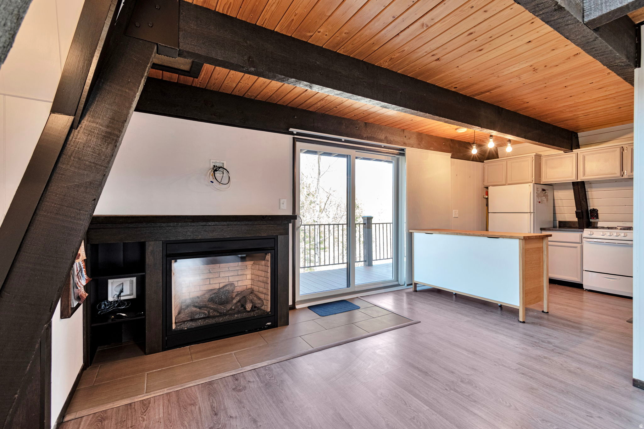 TIMBER LAKES - Residential