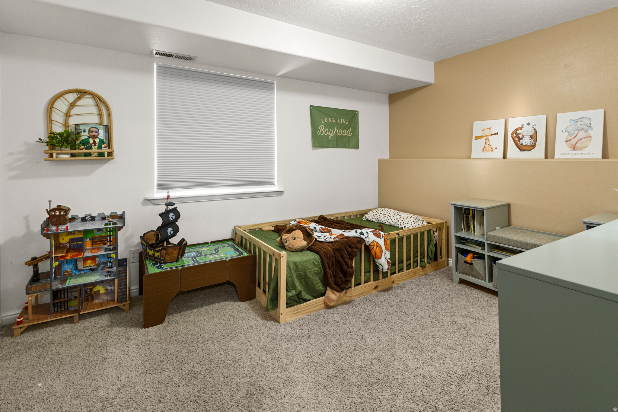 PLYMOUTH ROCK AT PILGRIMS LANDING - Residential