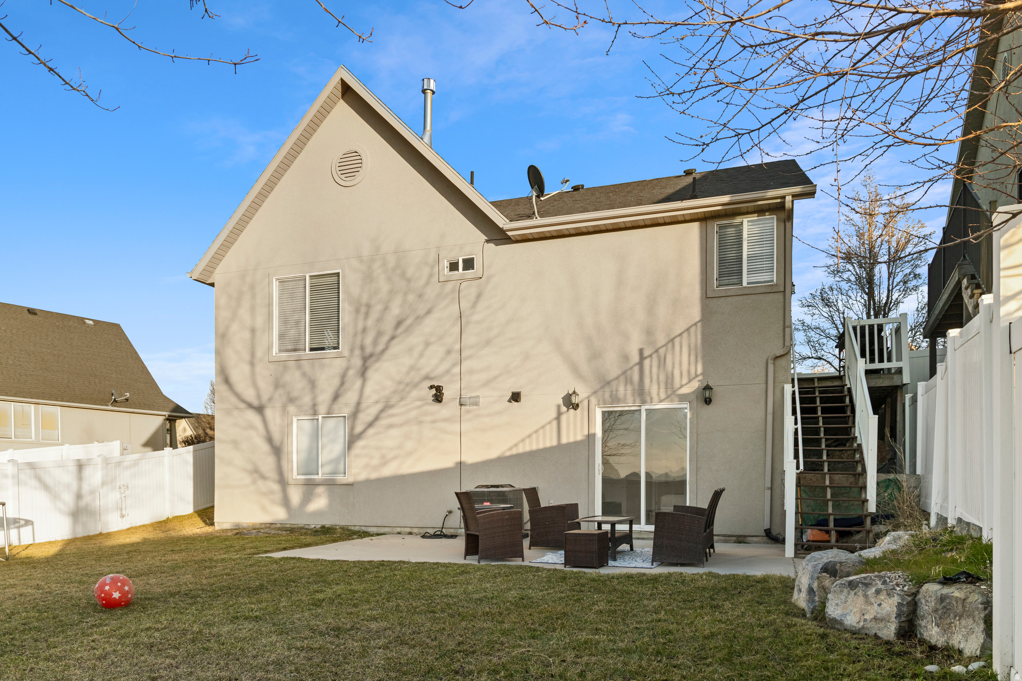 PLYMOUTH ROCK AT PILGRIMS LANDING - Residential