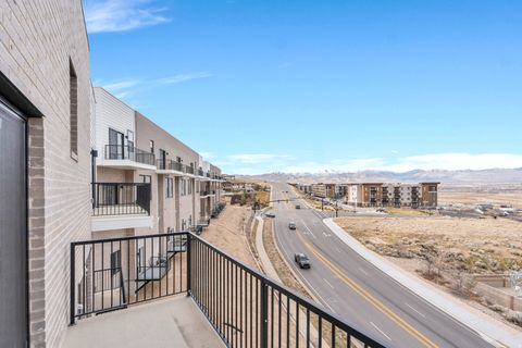 Tiny photo for 14414 S CHAMP CV, Draper, UT 84020 (MLS # 2127919)