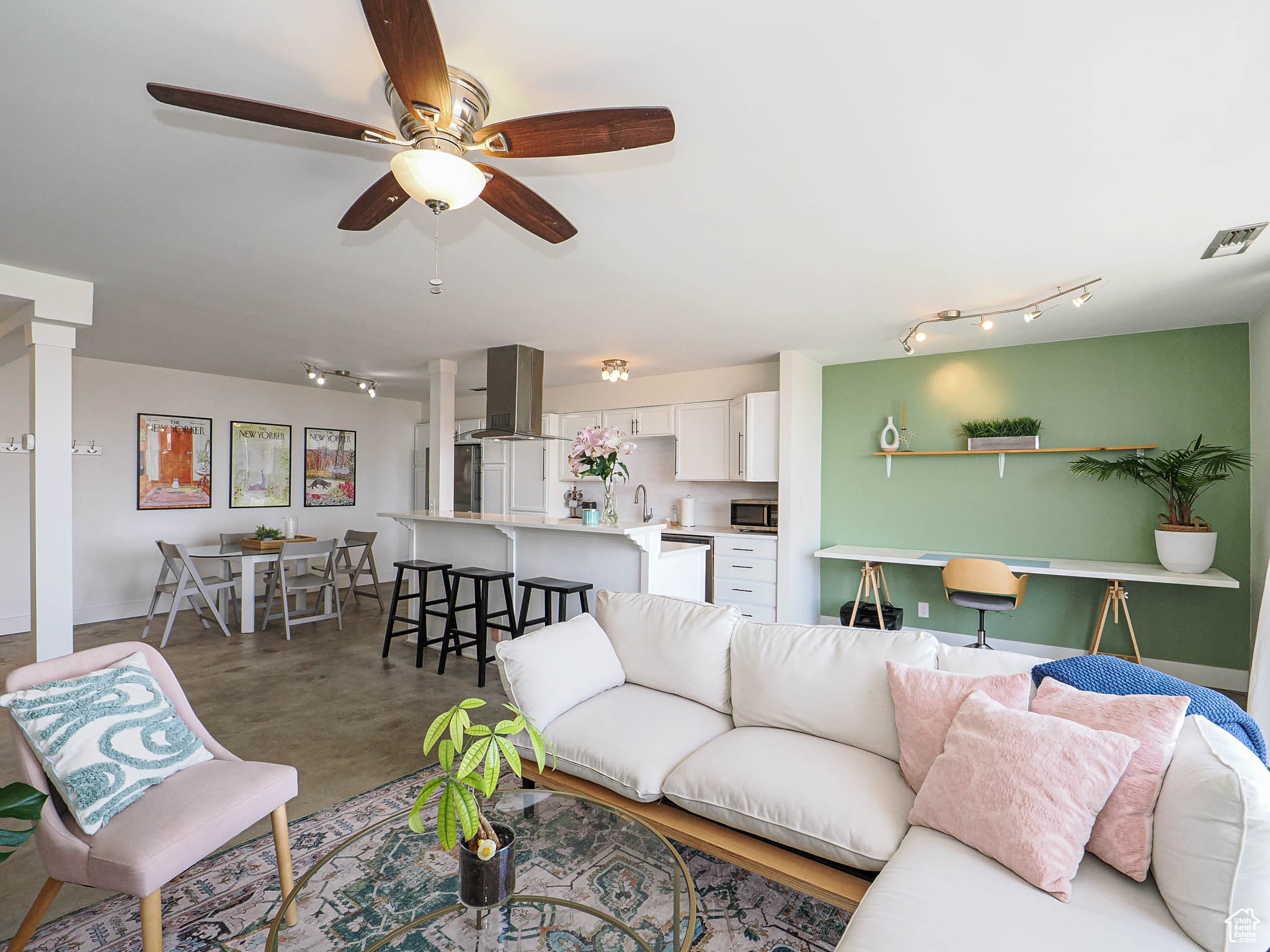 BONNEVILLE TOWER - Residential