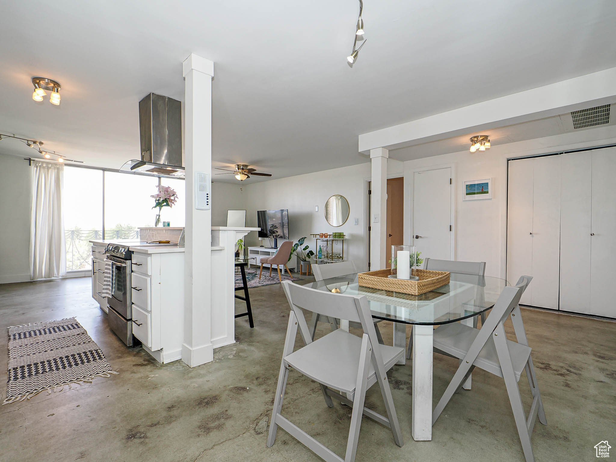 BONNEVILLE TOWER - Residential