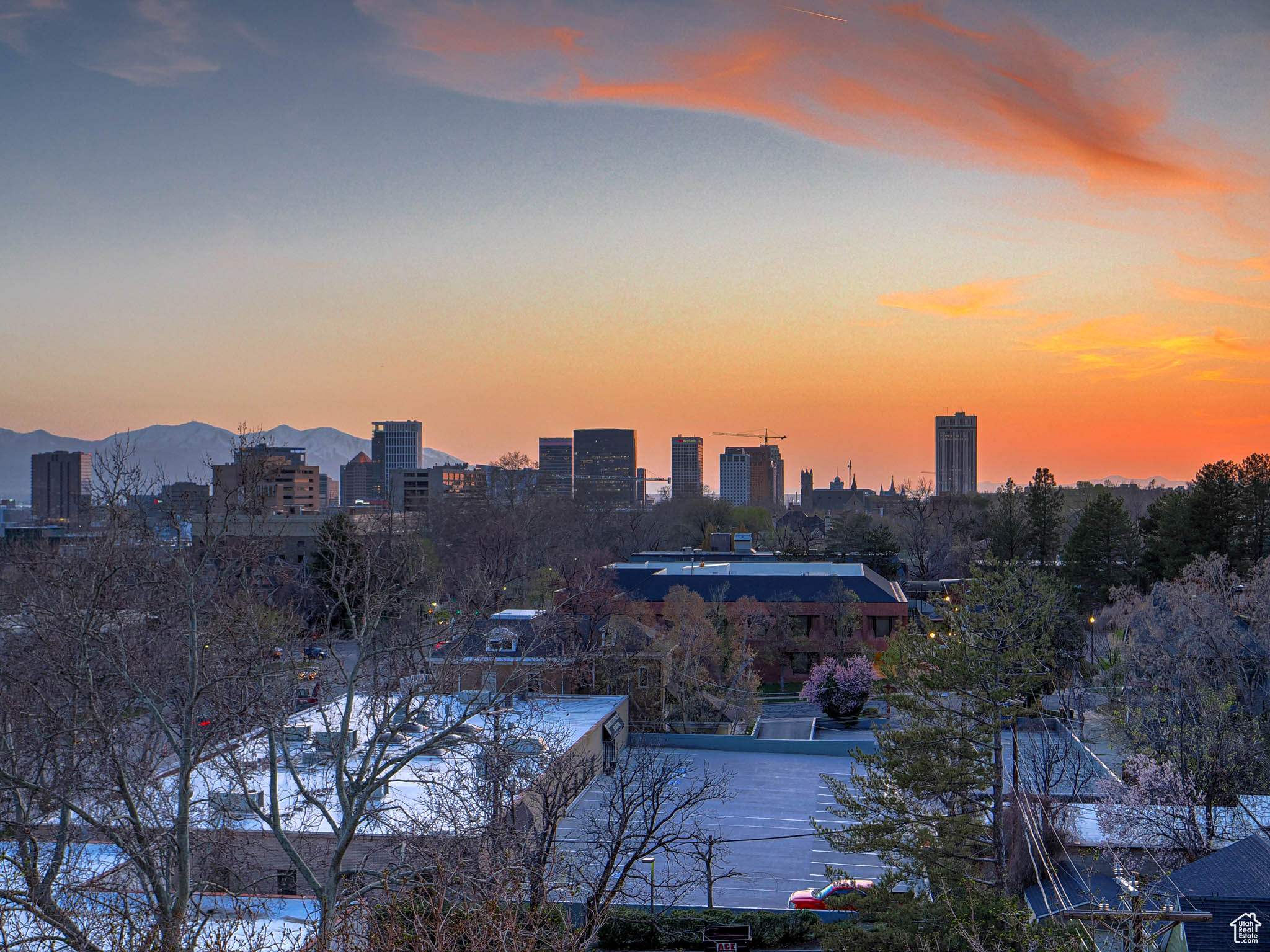 BONNEVILLE TOWER - Residential