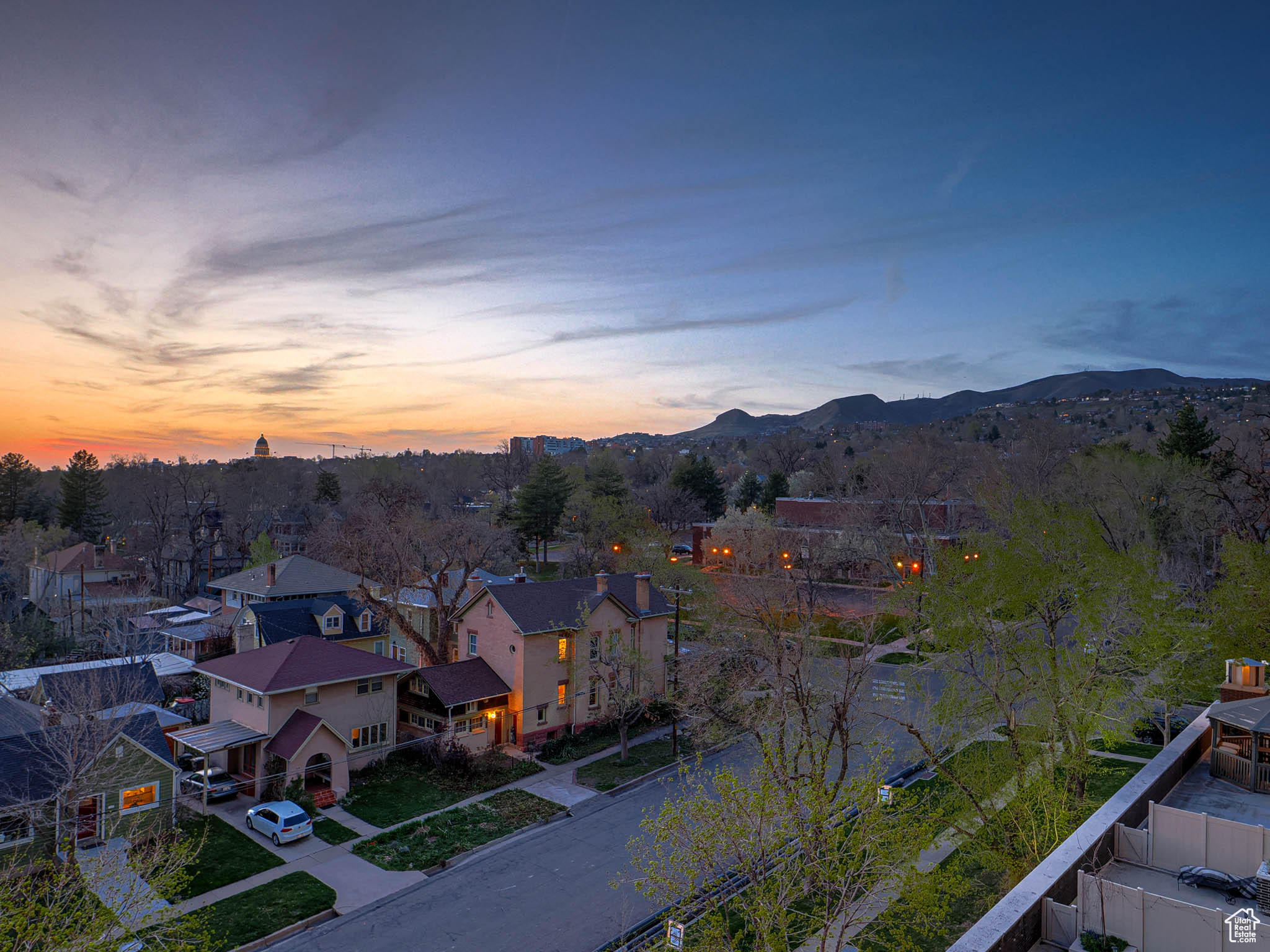BONNEVILLE TOWER - Residential