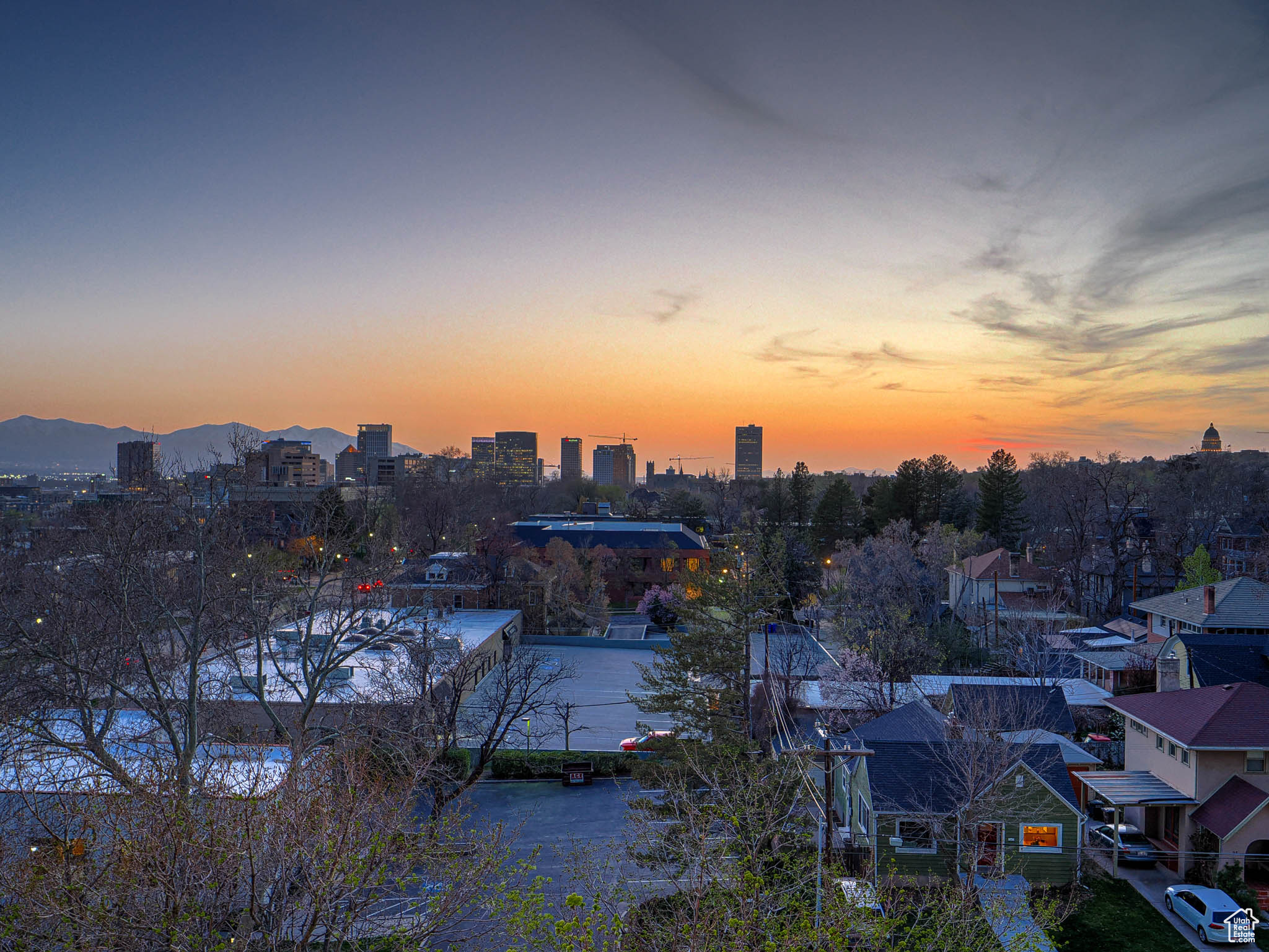 BONNEVILLE TOWER - Residential