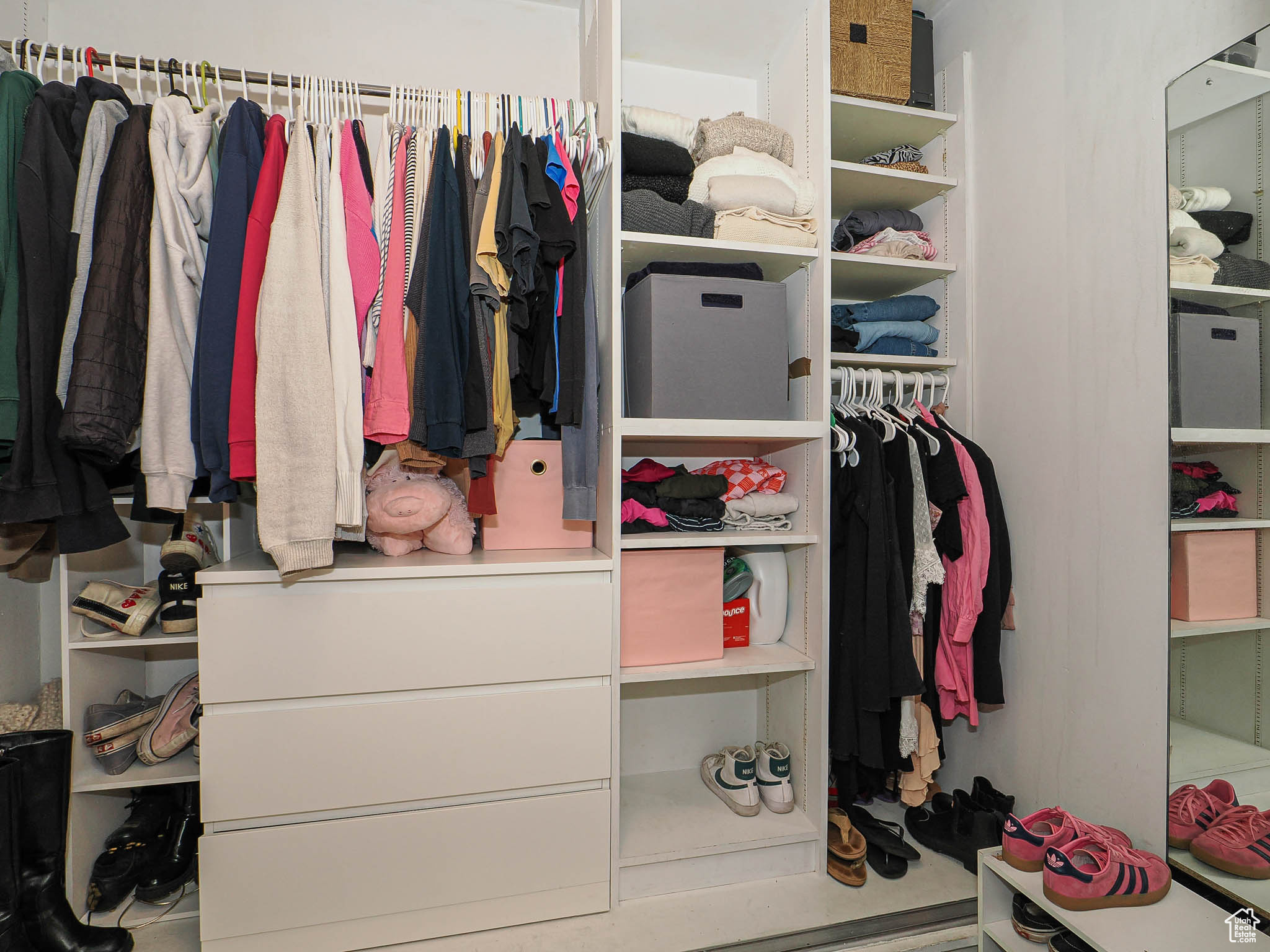 BONNEVILLE TOWER - Residential