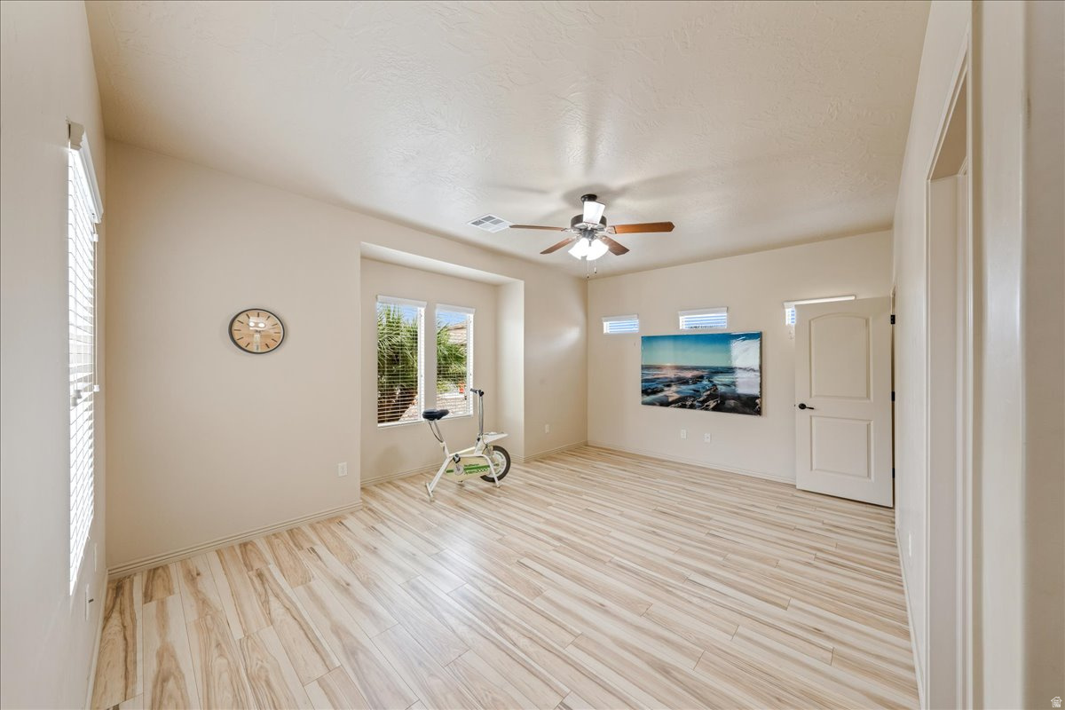 SILKWOOD PH 6 - Residential