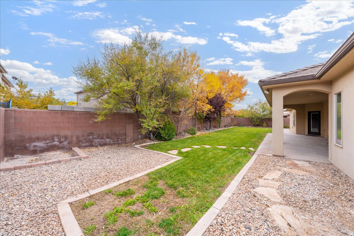 SILKWOOD PH 6 - Residential