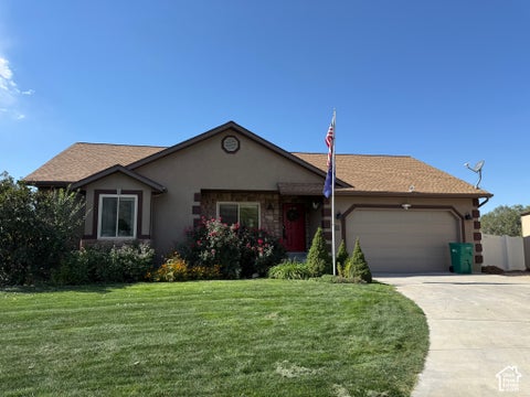 Photo of 544 S 140 W, Santaquin, UT 84655 (MLS # 2190591)