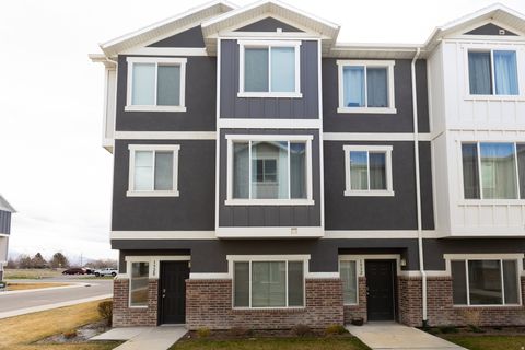 Tiny photo for 1928 S 1030 W, Orem, UT 84058 (MLS # 2142859)