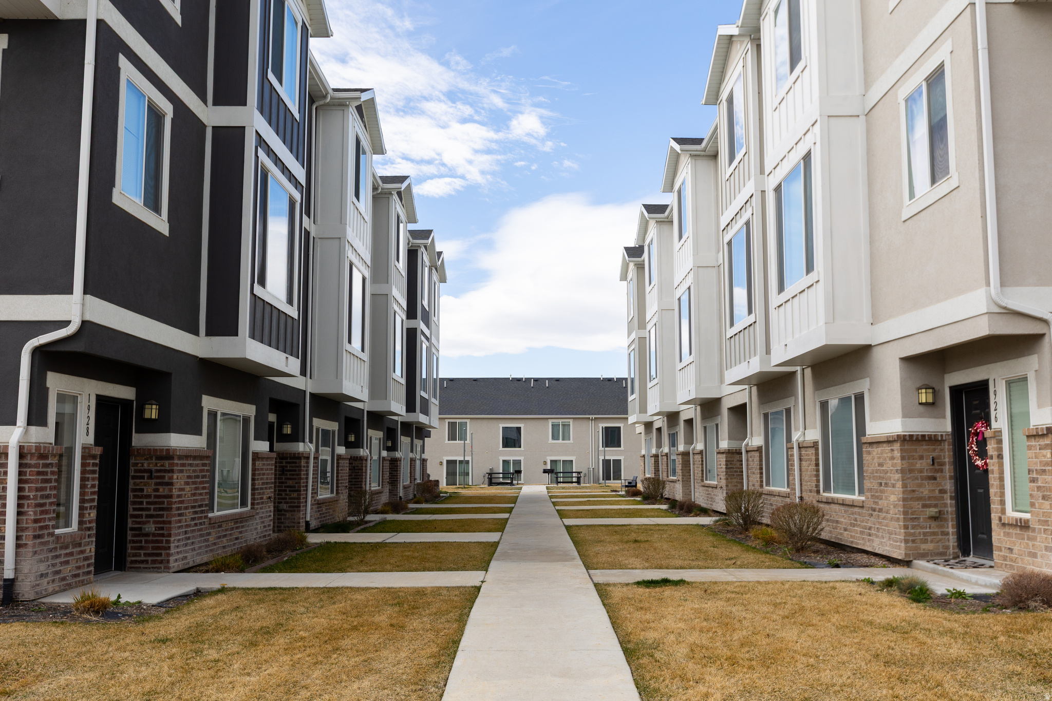 LAKEVIEW - Residential