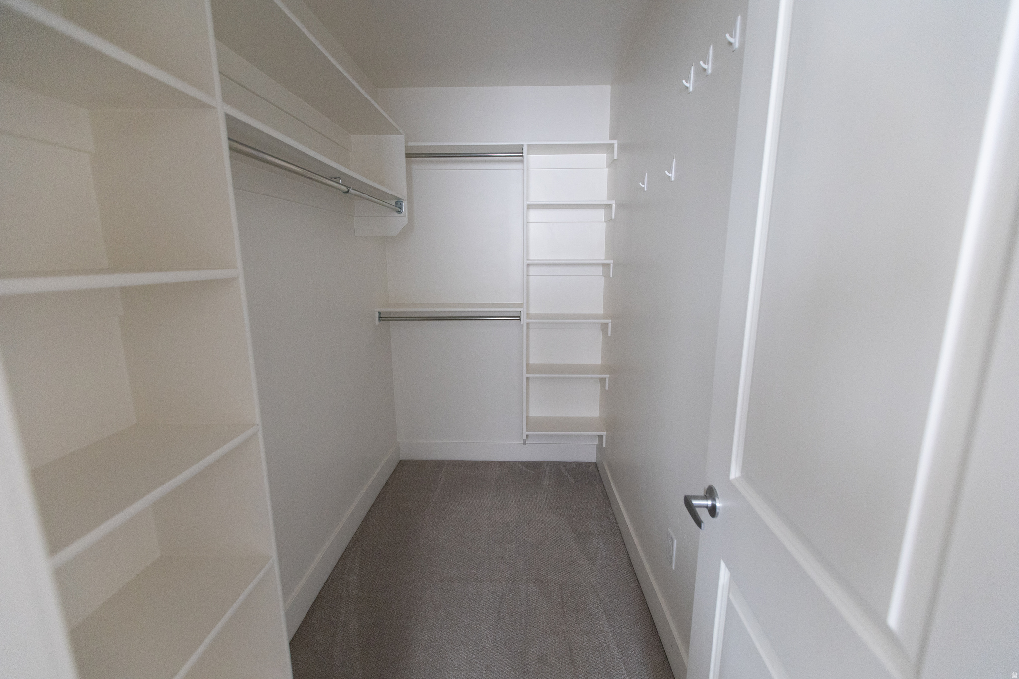 LAKEVIEW - Residential