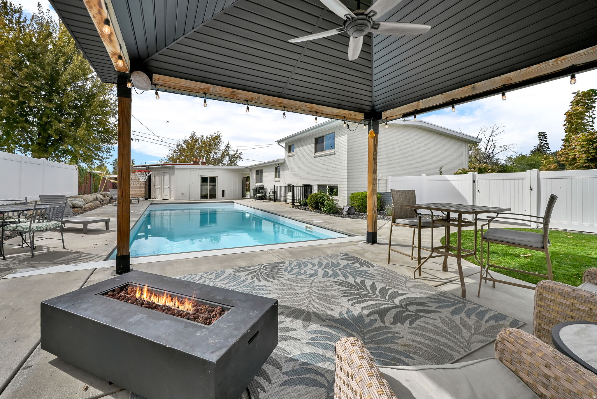 CAROLE SUBDIVISION - Residential