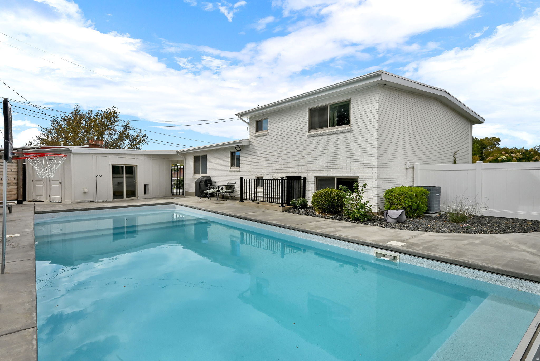 CAROLE SUBDIVISION - Residential