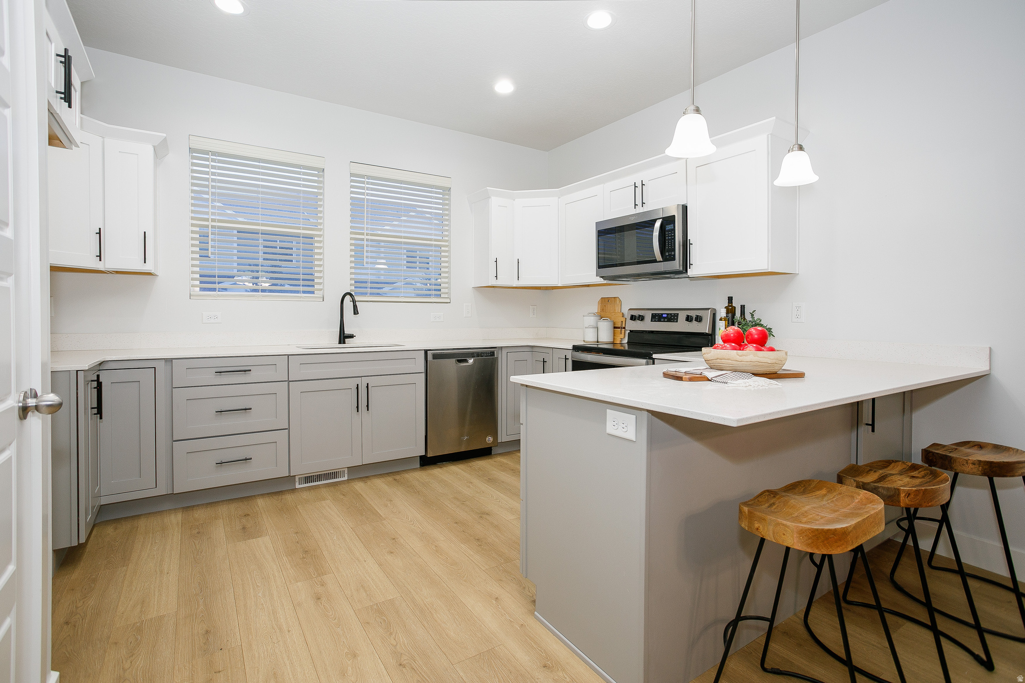 WILLOW POINT - Residential