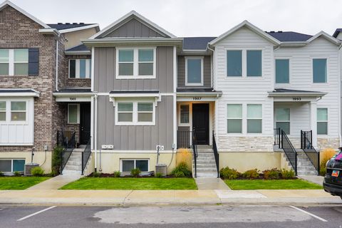 Photo of 1987 N 3830 W, Lehi, UT 84048 (MLS # 2129885)