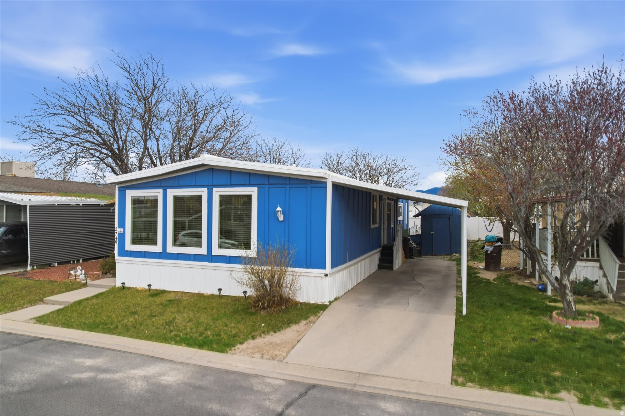 WINDSOR ESTATES - Residential