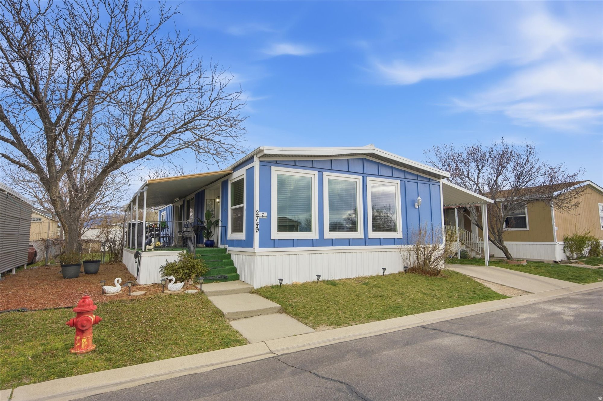 WINDSOR ESTATES - Residential