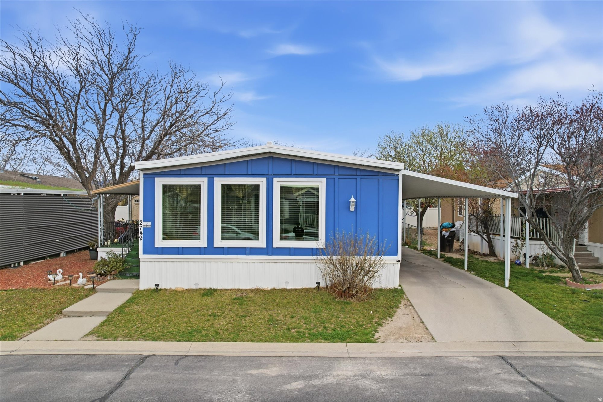 WINDSOR ESTATES - Residential