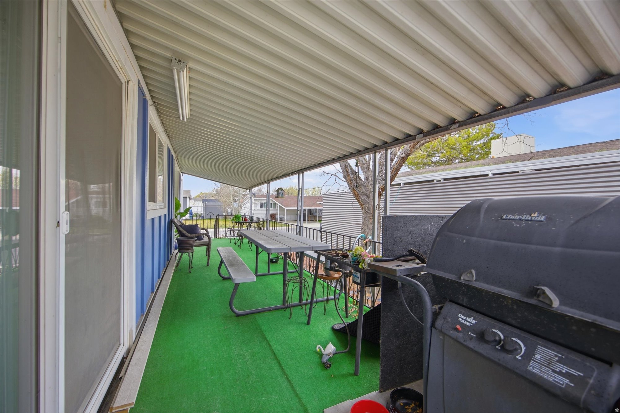 WINDSOR ESTATES - Residential