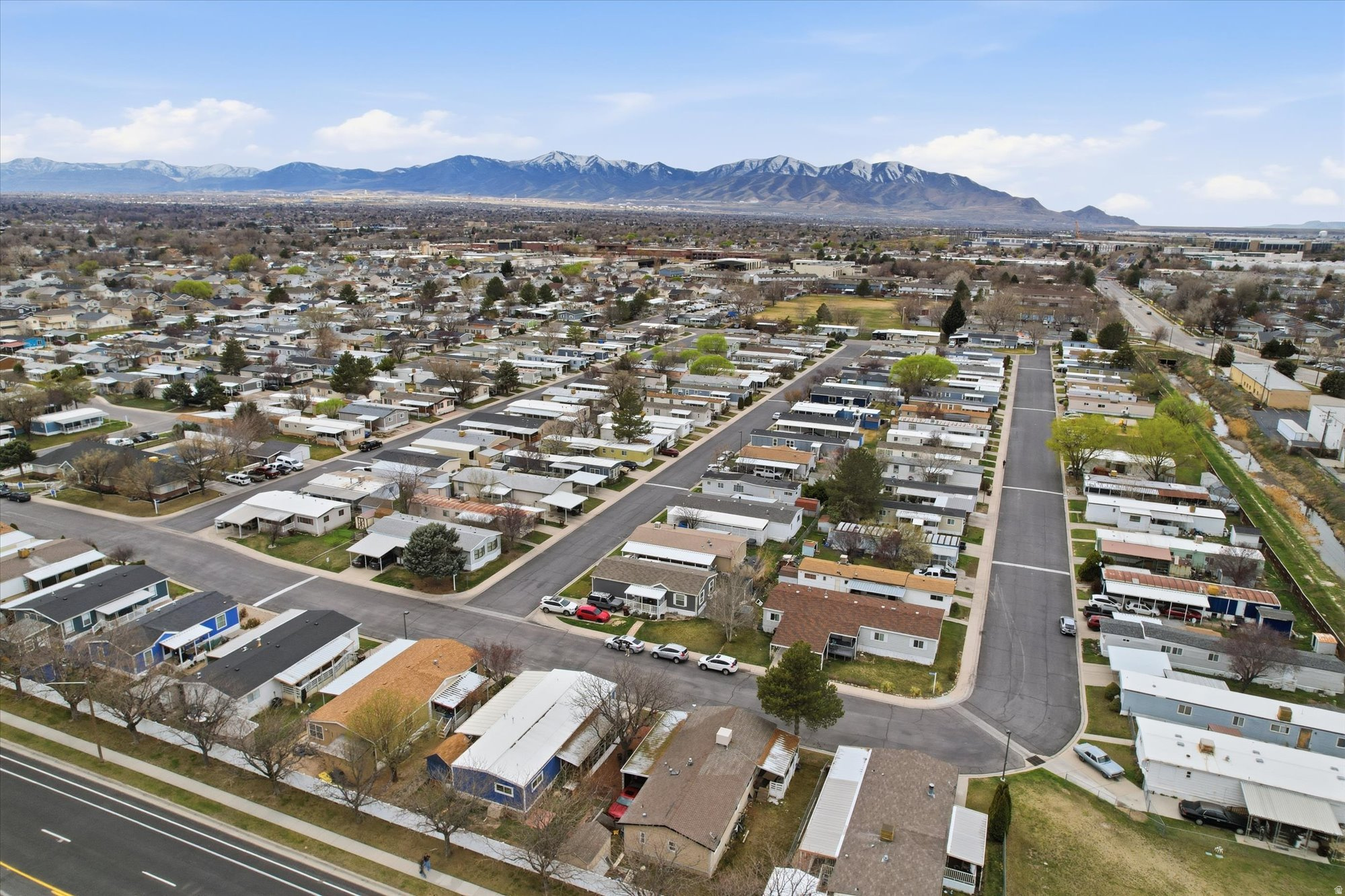 WINDSOR ESTATES - Residential