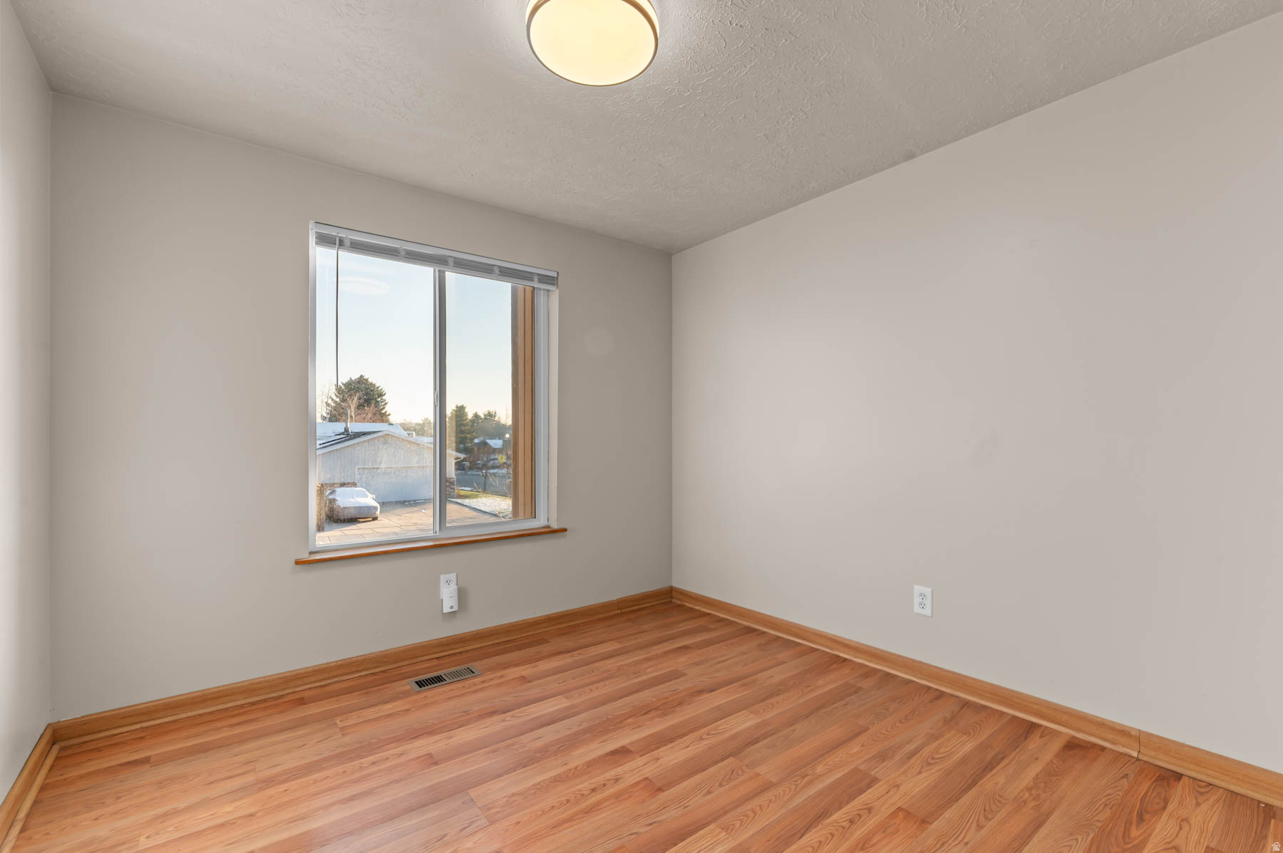 QUAIL HOLLOW #5 - Residential