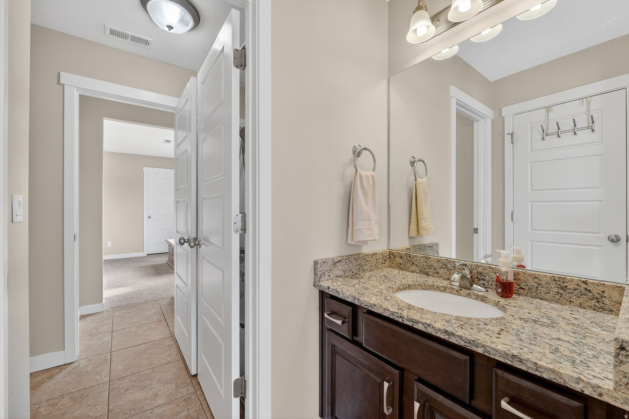 JORDAN HEIGHTS - Residential